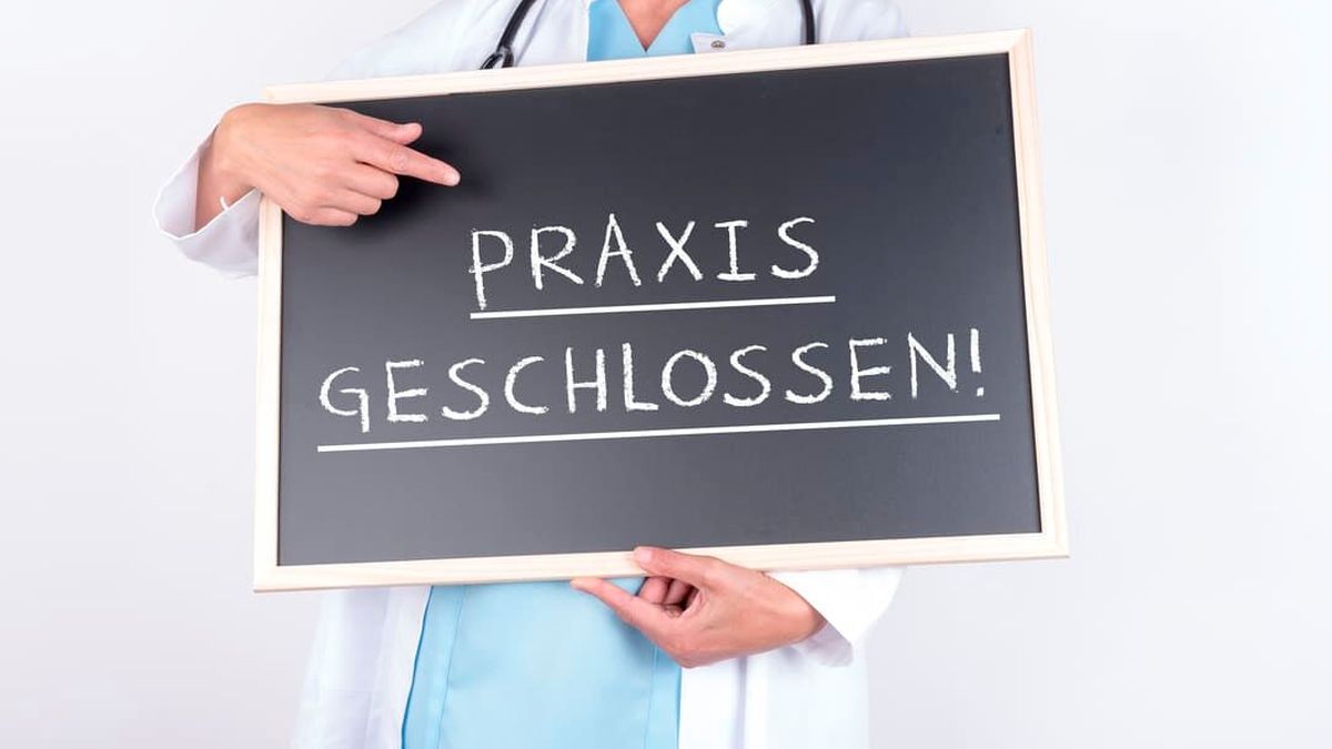 Winterferien Was Hausärzte beim Thema Urlaubsvertretung beachten müssen